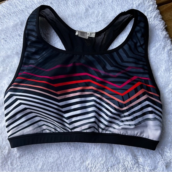 Forever 21 medium racerback sports bra - Picture 8 of 8